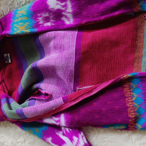 Yari Artesanias Wool Sweater - Childrens Size 10 - Picture 11 of 11